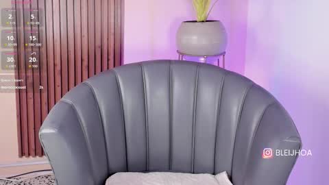 Keny Kitty  Onlyfans Kenayfoxx online show from November 9, 5:39 am