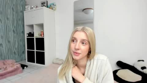 Kenzie online show from May 15, 4:36 pm