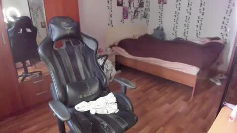 Looking for a moderator I PVT IS OPEN online show from February 22, 10:58 am