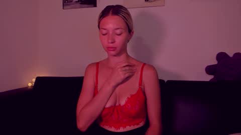 keremhm online show from March 23, 2:37 am