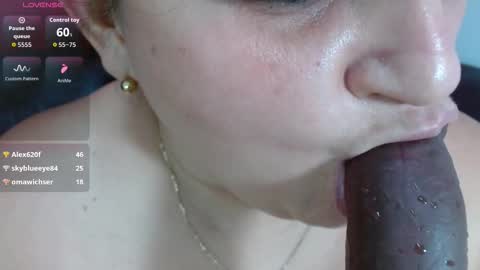 K E R L Y online show from December 13, 7:53 pm