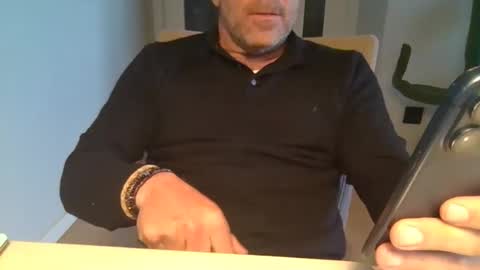 Snapshot of kermitgp3 chatting on May 5, 6:05 pm Anton online show from May 5, 6:05 pm