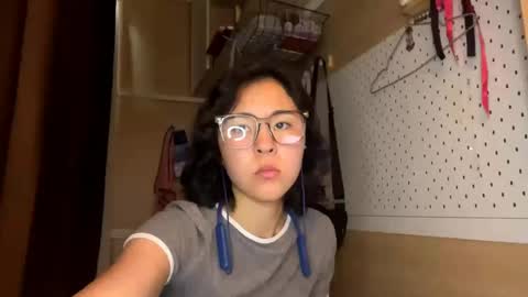 Jenny  online show from May 13, 7:28 am