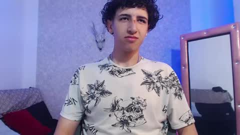 Snapshot of kervs__ chatting on February 17, 1:32 pm Kev online show from February 17, 1:32 pm