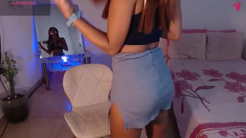 Mia  online show from November 5, 3:34 pm