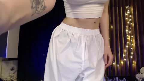 Snapshot of kesha_muah chatting on January 28, 10:56 am kesha online show from January 28, 10:56 am