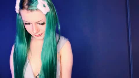 Snapshot of keshakittles chatting on February 3, 5:40 pm Eva online show from February 3, 5:40 pm