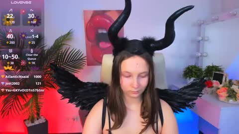 Snapshot of ketrin_n_ chatting on February 15, 12:43 pm Ketrin online show from February 15, 12:43 pm