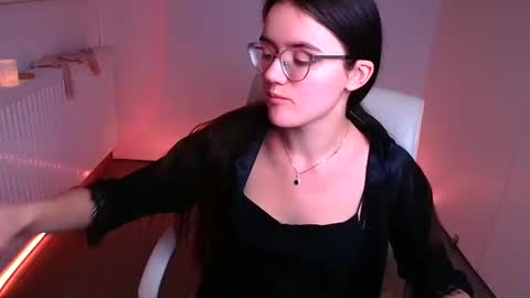 Snapshot of ketrin_pirsss chatting on December 13, 10:41 am Ketrin online show from December 13, 10:41 am