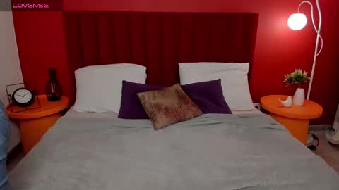 Snapshot of ketrinwhite chatting on February 17, 1:25 am KatrinaKetrin online show from February 17, 1:25 am