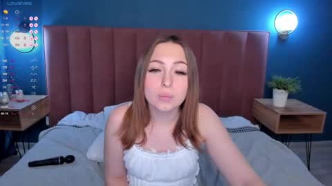 Snapshot of ketrinwhite chatting on March 2, 10:03 am KatrinaKetrin online show from March 2, 10:03 am