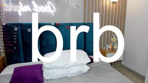 Snapshot of ketrinwhite chatting on March 4, 4:27 am KatrinaKetrin online show from March 4, 4:27 am