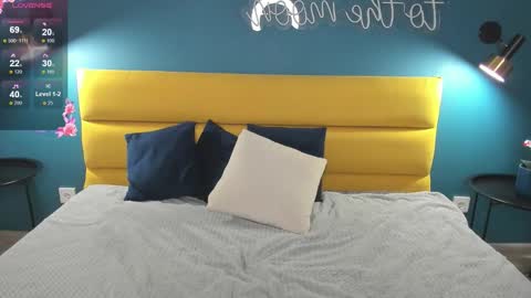 Snapshot of ketrinwhite chatting on October 2, 1:34 am KatrinaKetrin online show from October 2, 1:34 am