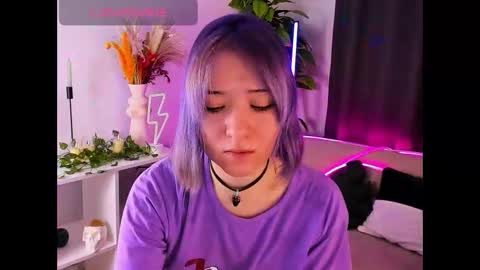 kettiejones online show from February 8, 7:01 am