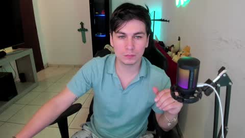 Snapshot of kevin873s chatting on January 4, 11:59 pm Kevin online show from January 4, 11:59 pm