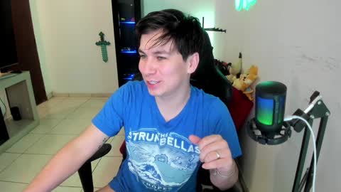 Snapshot of kevin873s chatting on January 6, 11:52 pm Kevin online show from January 6, 11:52 pm