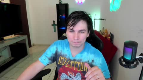 Snapshot of kevin873s chatting on January 28, 11:50 pm Kevin online show from January 28, 11:50 pm