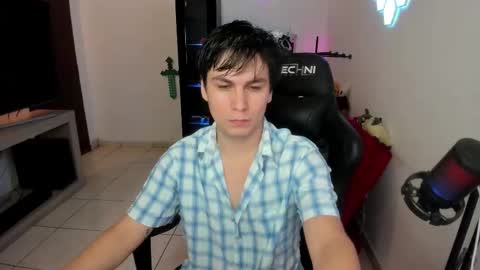 Snapshot of kevin873s chatting on September 9, 11:26 pm Kevin online show from September 9, 11:26 pm