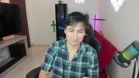 Snapshot of kevin873s chatting on September 19, 11:27 pm Kevin online show from September 19, 11:27 pm