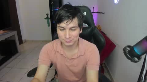 Snapshot of kevin873s chatting on September 29, 11:31 pm Kevin online show from September 29, 11:31 pm