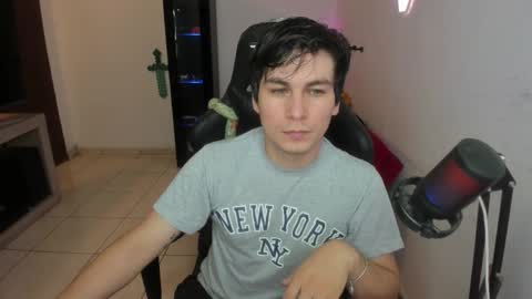 Snapshot of kevin873s chatting on October 9, 11:36 pm Kevin online show from October 9, 11:36 pm