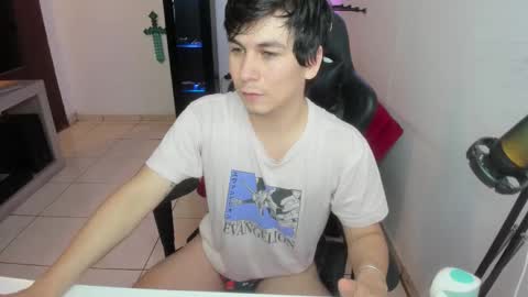 Snapshot of kevin873s chatting on October 16, 11:17 pm Kevin online show from October 16, 11:17 pm