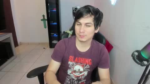 Snapshot of kevin873s chatting on October 18, 11:27 pm Kevin online show from October 18, 11:27 pm