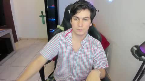 Snapshot of kevin873s chatting on October 24, 11:12 pm Kevin online show from October 24, 11:12 pm