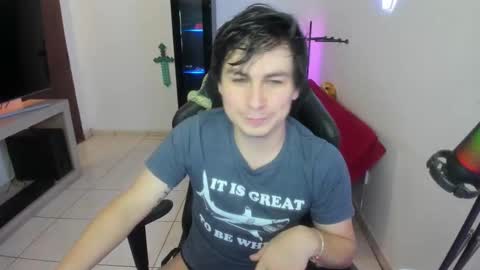 Snapshot of kevin873s chatting on November 1, 11:29 pm Kevin online show from November 1, 11:29 pm