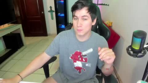 Kevin online show from May 6, 11:43 pm