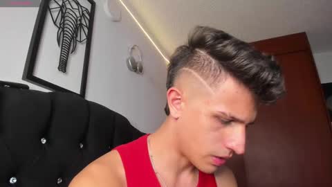 Kevin Ahs online show from November 20, 10:20 pm