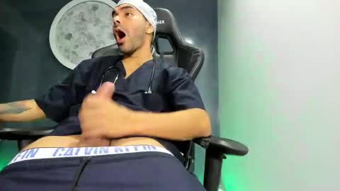 Kevin online show from December 11, 11:00 pm