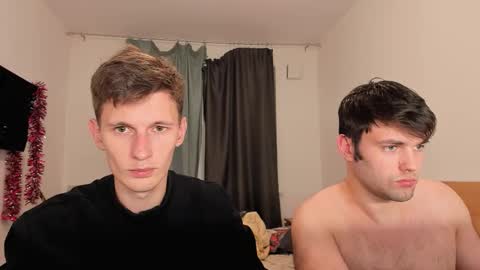 Snapshot of kevin_hornyyy chatting on September 20, 5:47 pm kevin online show from September 20, 5:47 pm