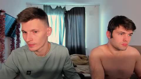 Snapshot of kevin_hornyyy chatting on September 28, 7:14 am kevin online show from September 28, 7:14 am