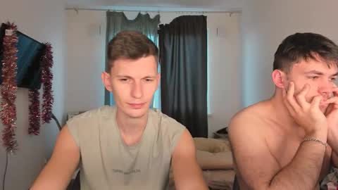 Snapshot of kevin_hornyyy chatting on October 7, 5:04 am kevin online show from October 7, 5:04 am