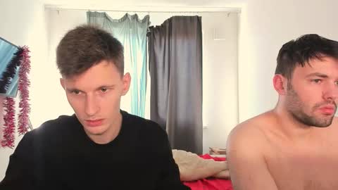 Snapshot of kevin_hornyyy chatting on October 19, 10:05 am kevin online show from October 19, 10:05 am