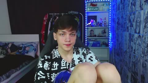 Kevin online show from December 3, 6:26 am