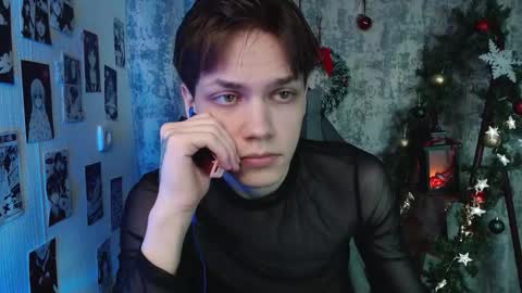 Kevin online show from December 21, 3:46 am