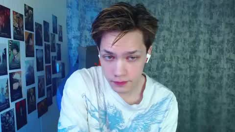 Kevin online show from March 25, 4:51 am