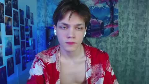 Kevin online show from May 19, 3:57 am