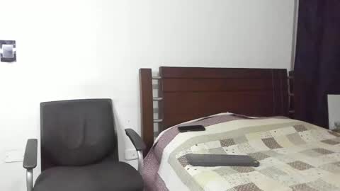 kevin_malone22 online show from September 21, 2:02 am