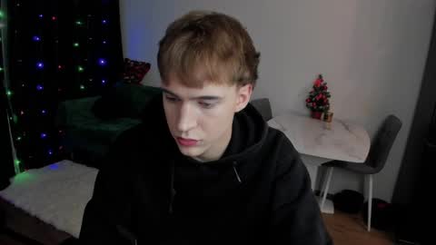 Snapshot of kevin_martin8 chatting on December 8, 8:25 pm Kevin Martin online show from December 8, 8:25 pm