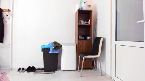 Snapshot of kevin_muscle1 chatting on March 18, 10:07 am Kevin online show from March 18, 10:07 am