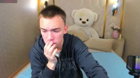 Kevin online show from October 30, 12:17 pm