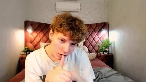 Kevin online show from March 21, 8:19 am