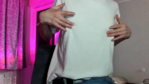 kevinsupershy online show from June 17, 7:15 pm