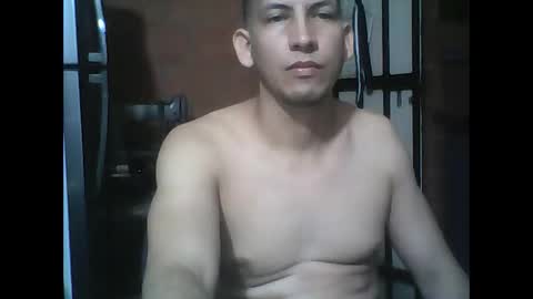 kevinwxt online show from November 2, 4:37 am