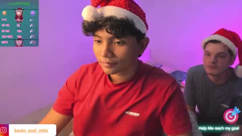 Snapshot of kevinxlvx chatting on December 25, 4:12 am kevin and ottis online show from December 25, 4:12 am