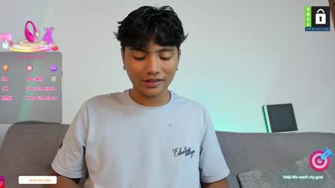 Snapshot of kevinxlvx chatting on October 9, 2:53 am kevin and ottis online show from October 9, 2:53 am