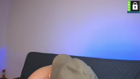 kevin and ottis online show from November 6, 11:04 pm